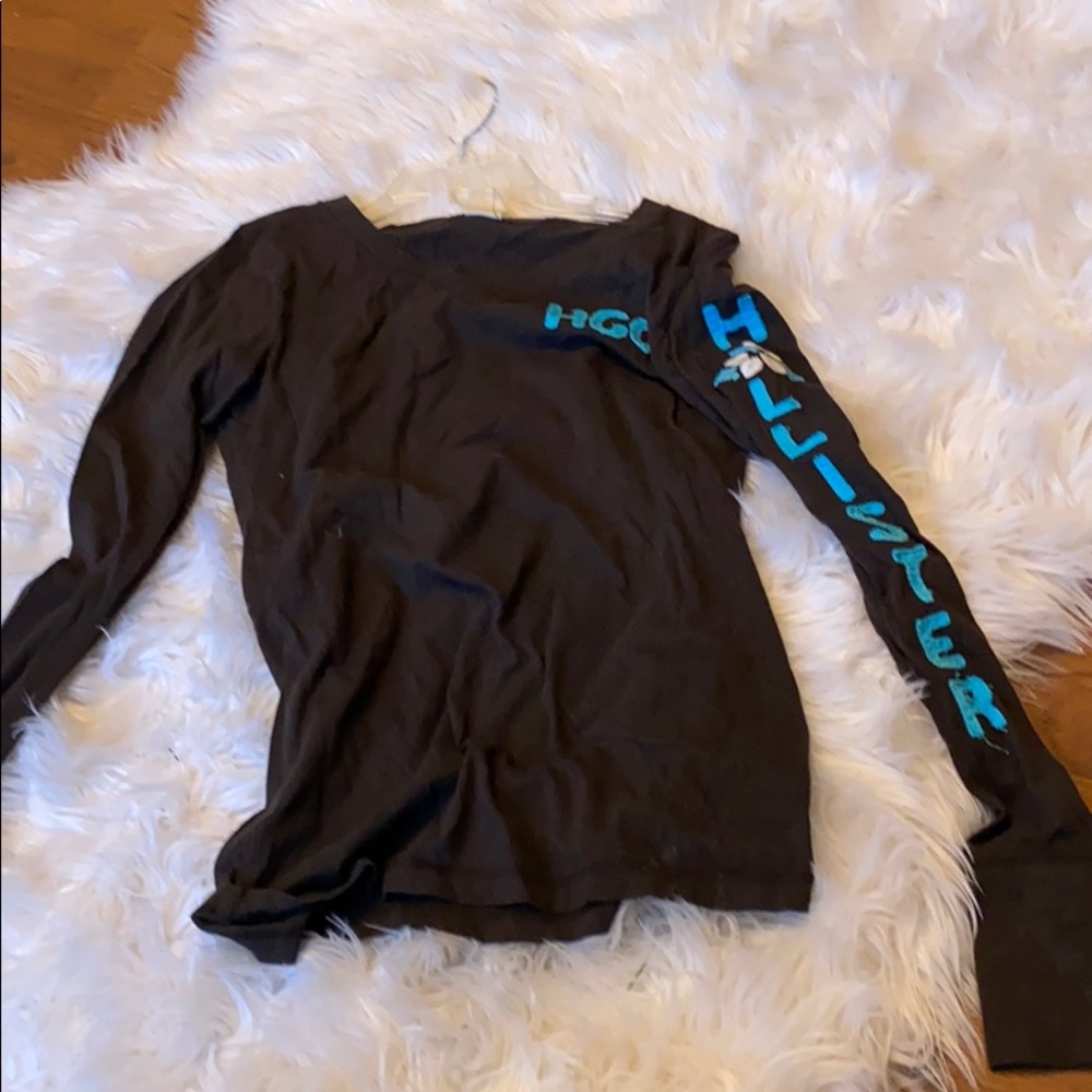 Women’s long sleeve hollister shirt